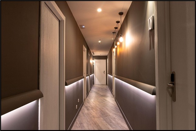 Appliquer des peintures insonorisantes, des nuages ​​de plafond ou des couches d'isolation